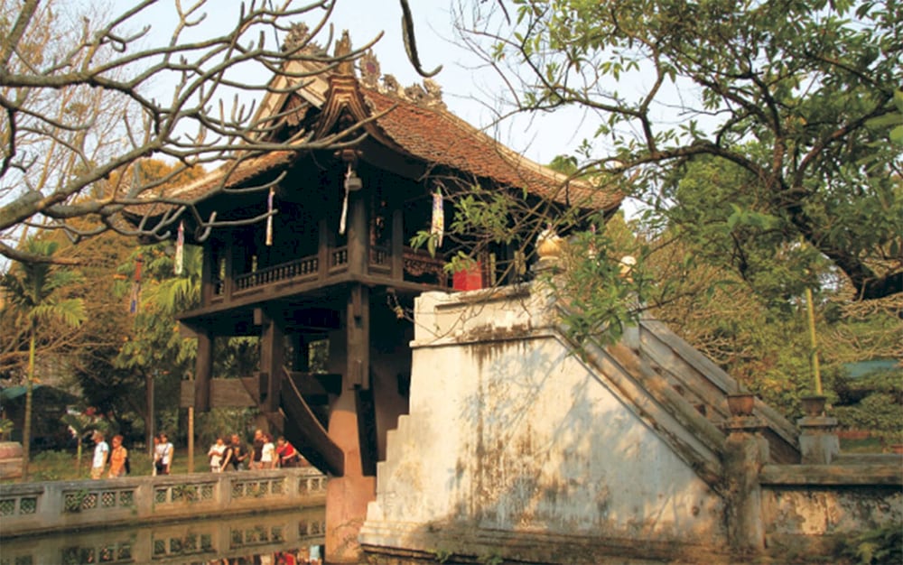 One Pillar Pagoda in 2008